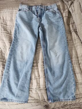 Old Navy Light Wash Slouchy Straight-Leg Jeans